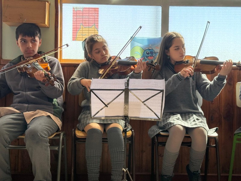 Colegio Colonos de Alerce