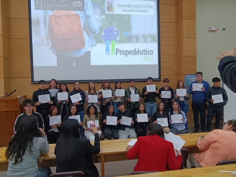Colegio Colonos de Alerce