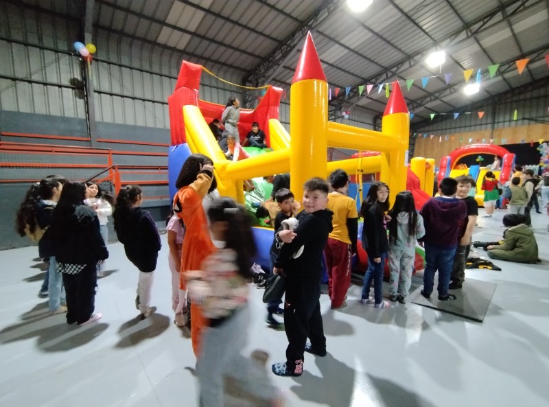 Colegio Colonos de Alerce