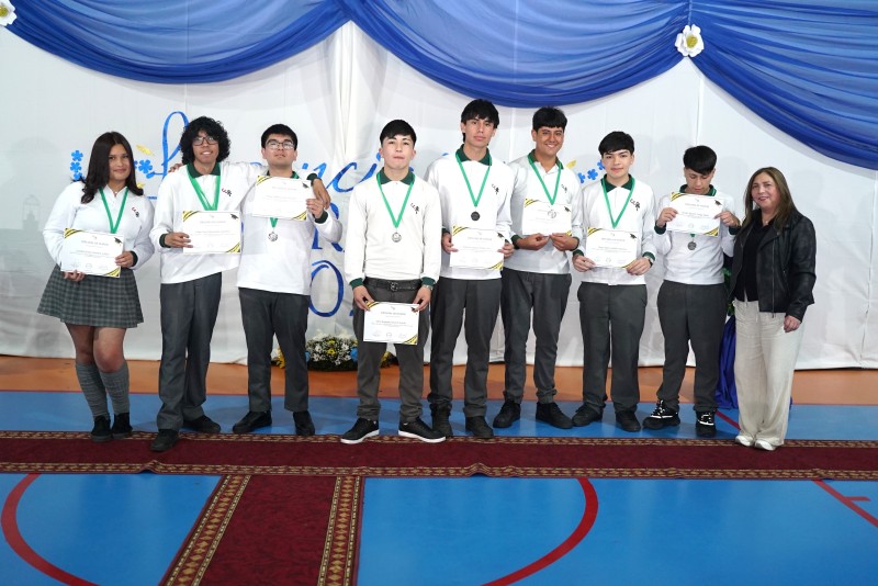 Colegio Colonos de Alerce