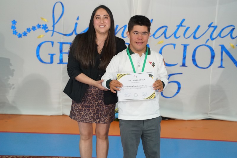 Colegio Colonos de Alerce