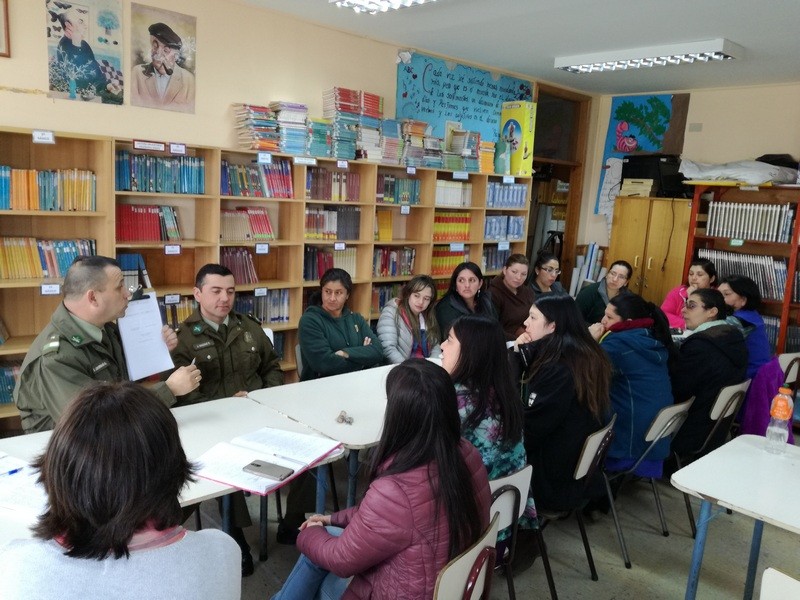 Colegio Colonos de Alerce