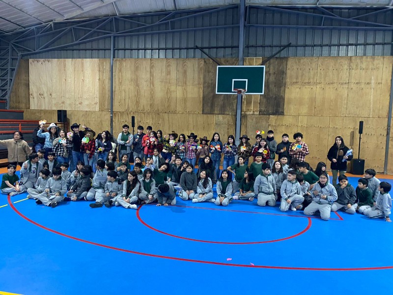 Colegio Colonos de Alerce